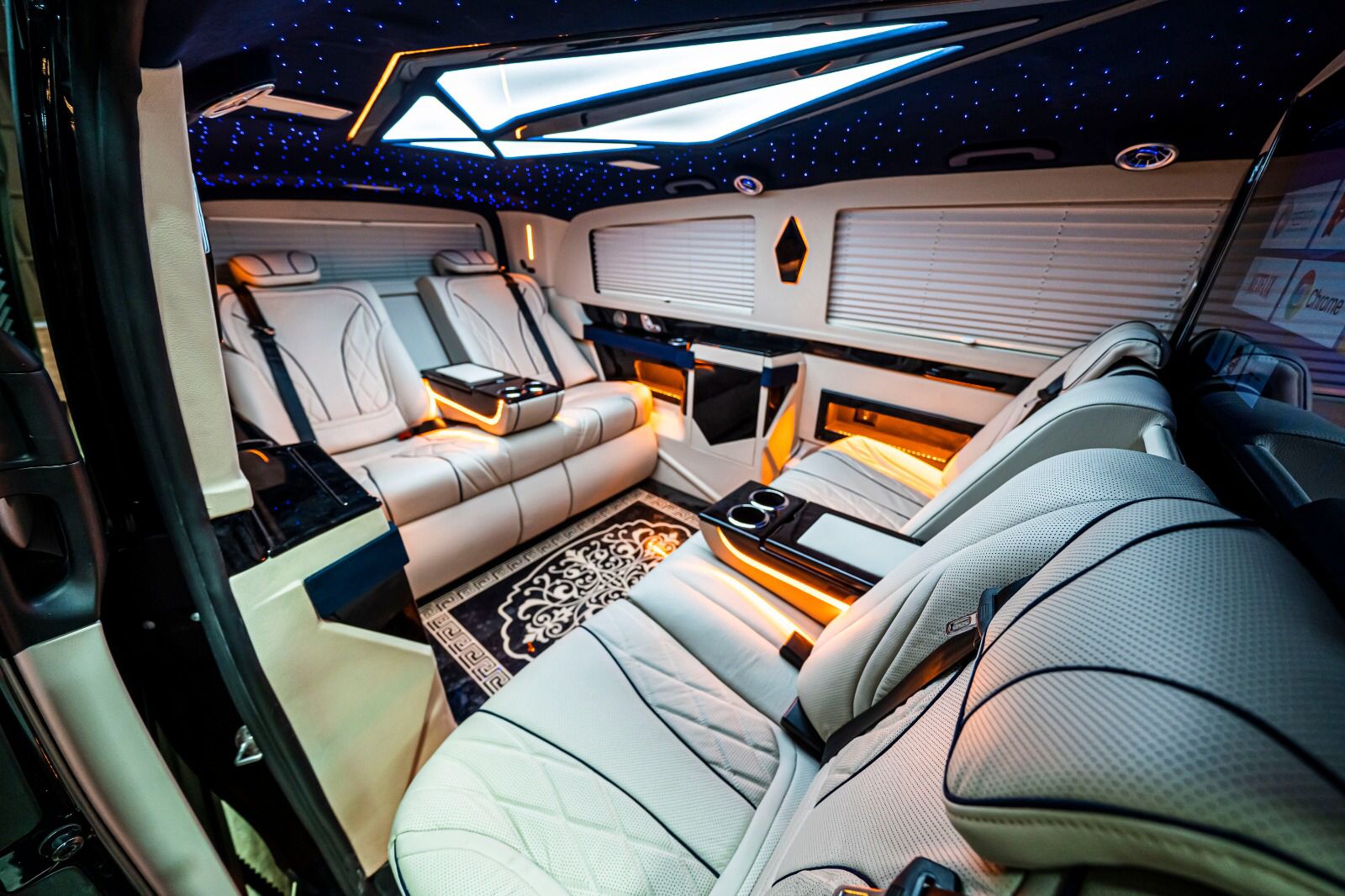 V-Class starlight ceiling interior